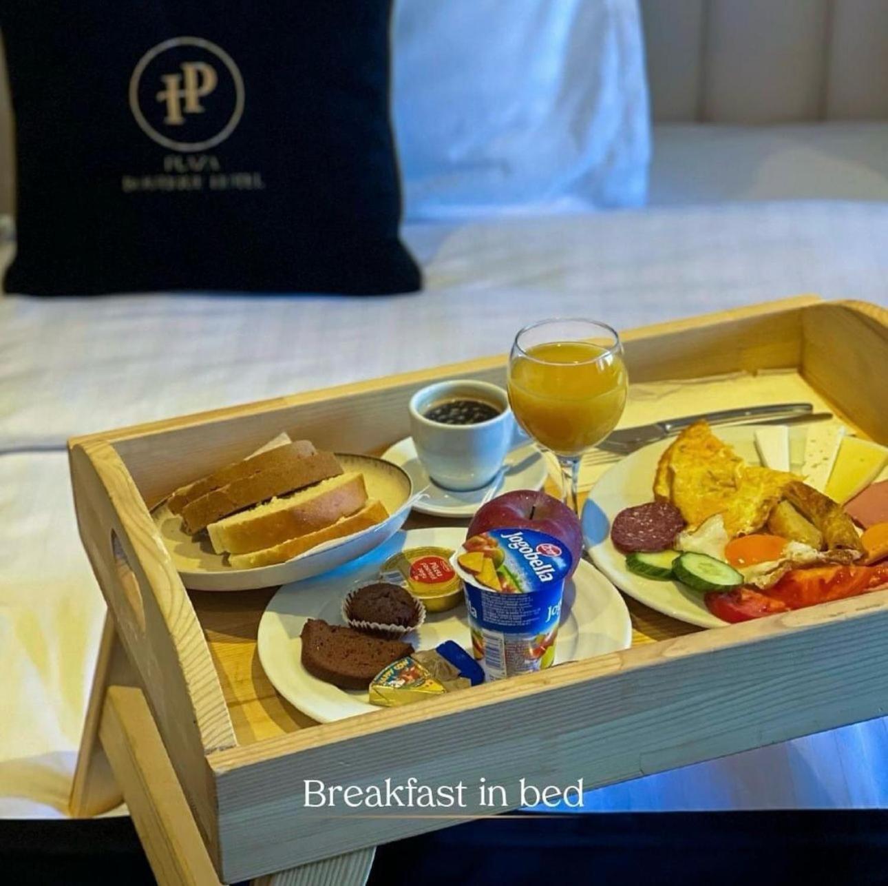 Plaza Boutique Hotel Pristina Buitenkant foto